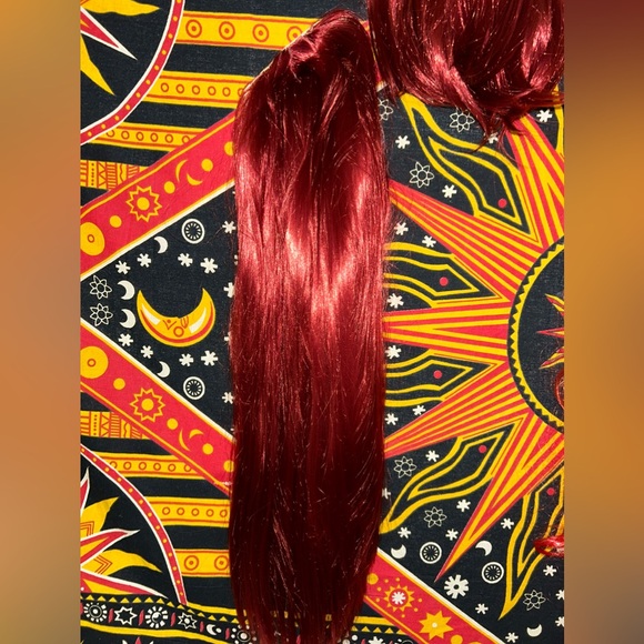 RED Wig Bundle - Picture 3 of 10